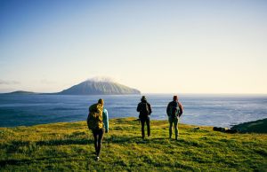 Sagolikt vackert och kargt. Färöarna lockar och Vagabond guidar. Foto: GettyImages