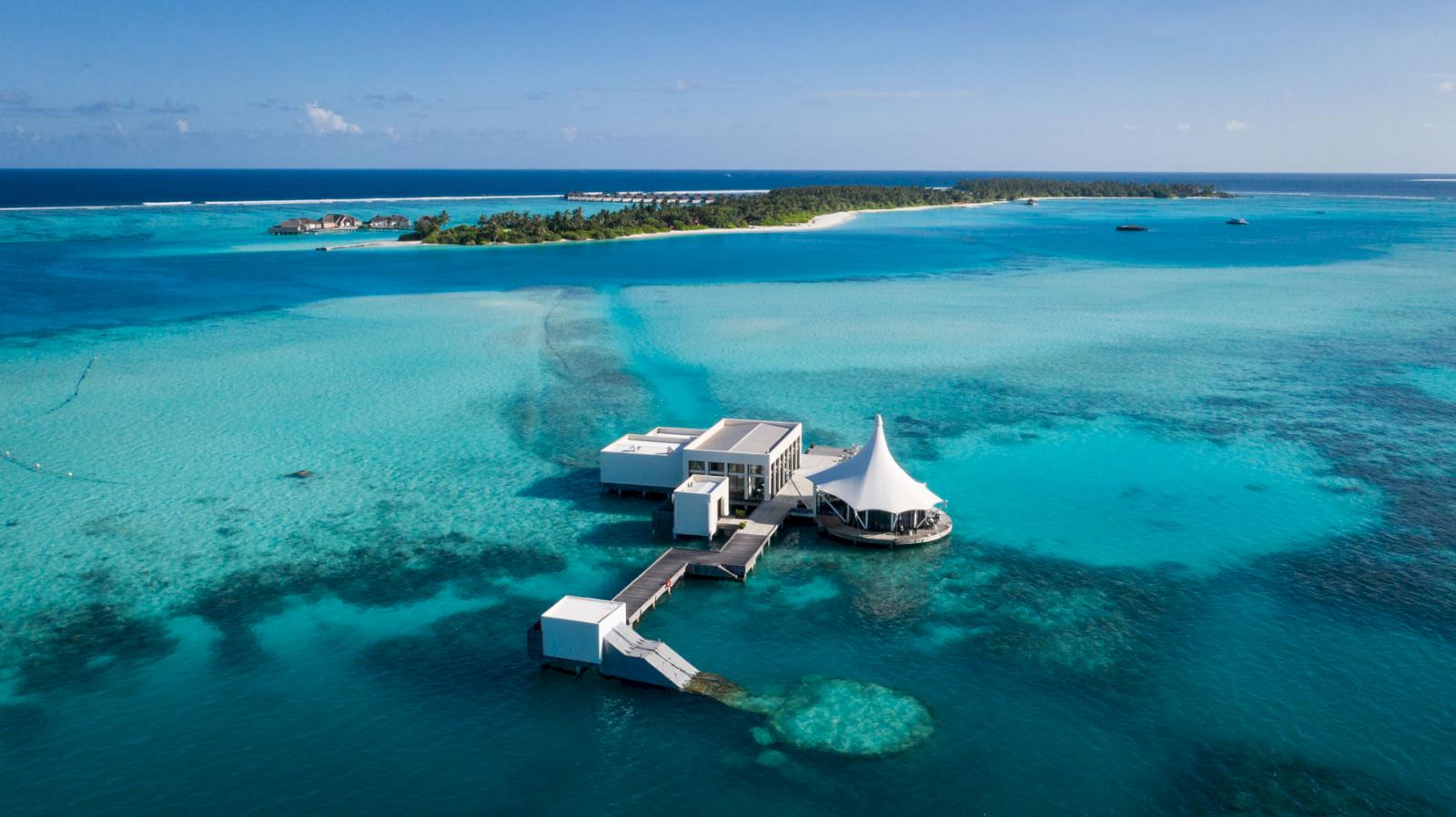 Hotell på vattnet i Maldiverna.
